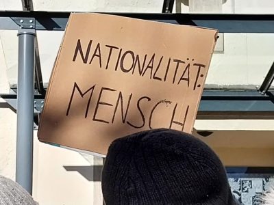 Demo-Menschlichkeit-7